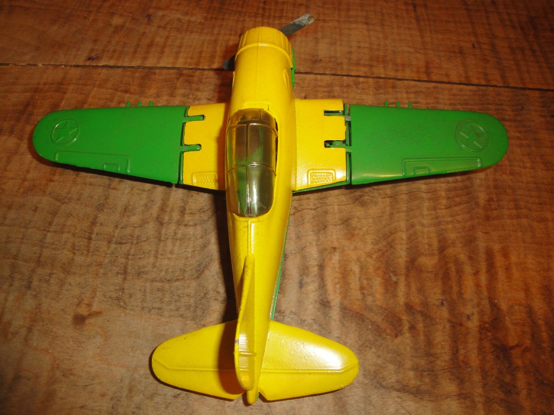 Vintage Hubley Cast Kiddie Toy Airplane Plane Complete Antique American