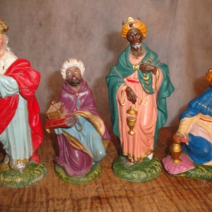 CHOOSE Large Italian Nativity Figure 59 Cents Hand Painted Paper Mache 1940/50s Italy Putz Under Christmas Tree Village Train Creche Manger