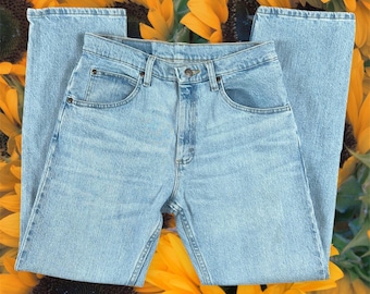 Old School W30 “Wrangler” Light Wash High Rise Straight Leg Denim Jeans Size M