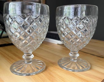 vintage glassware, vintage water goblets, wine glasses, pair