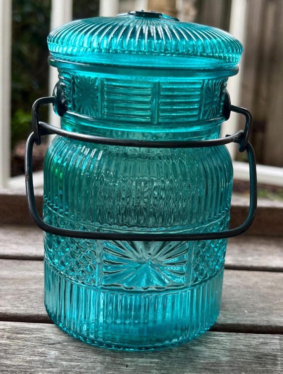 Vintage jar with hinged lid, Avon jar, turquoise jar