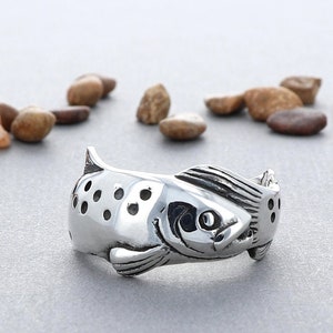 Ladies Trout Ring in Sterling Silver