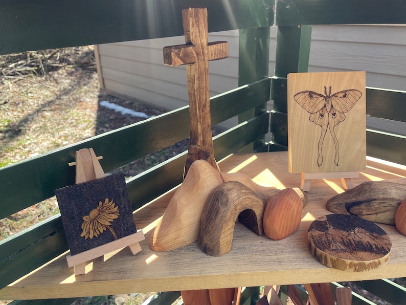 Rustic Empty Tomb with One Cross Easter decoration. image 3