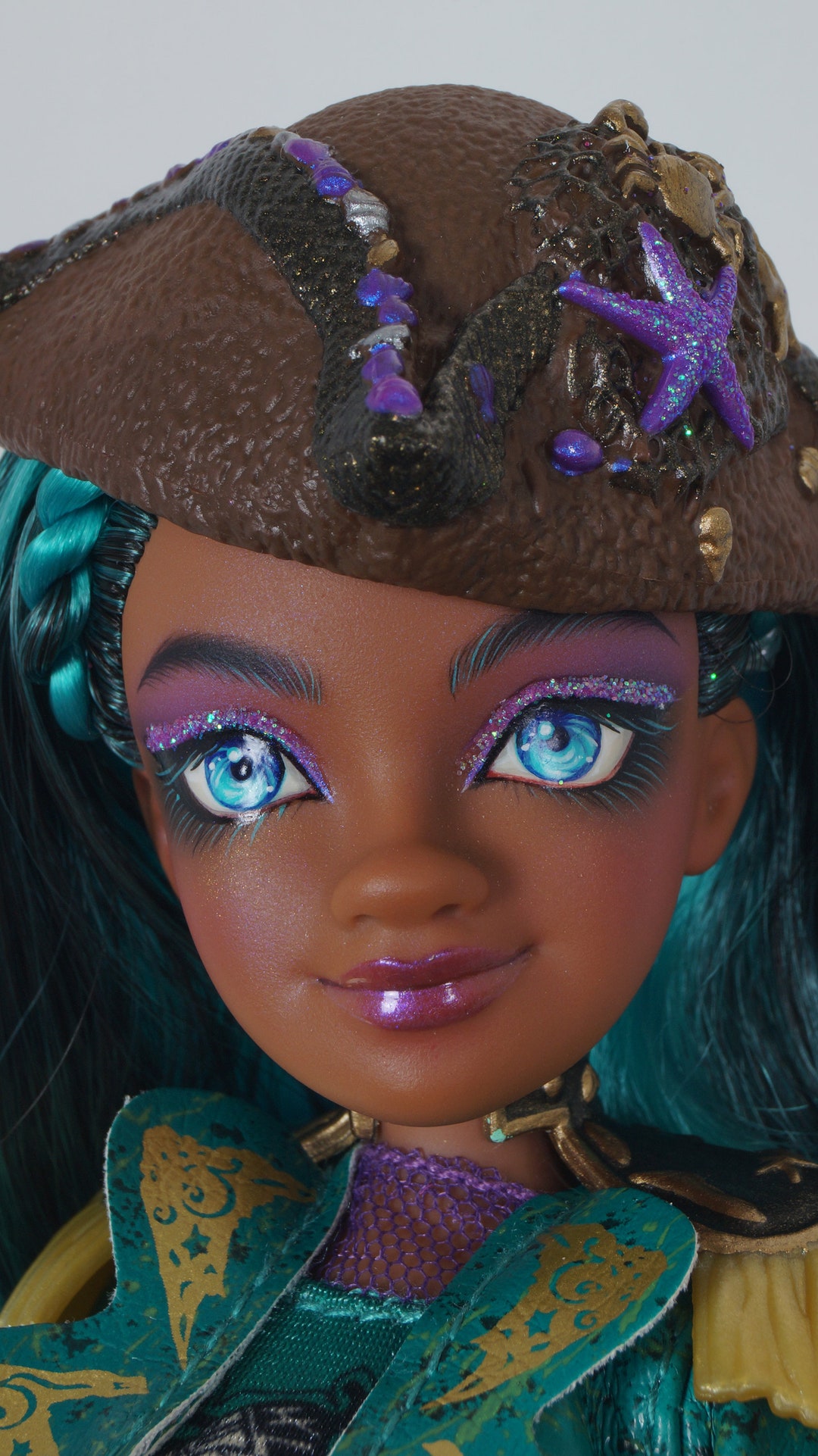 Descendants sharky harry hook doll