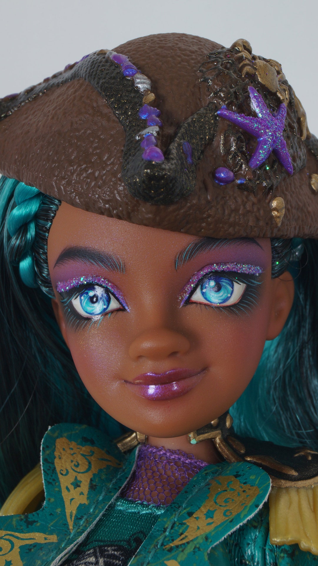 Disney Descendants Uma OOAK Doll Repaint - Etsy