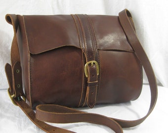 Vintage brown leather flap messenger bag crossbody