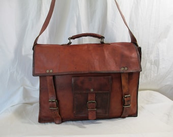 Vintage amazing distressed brown waxed leather messenger travel bag crossbody