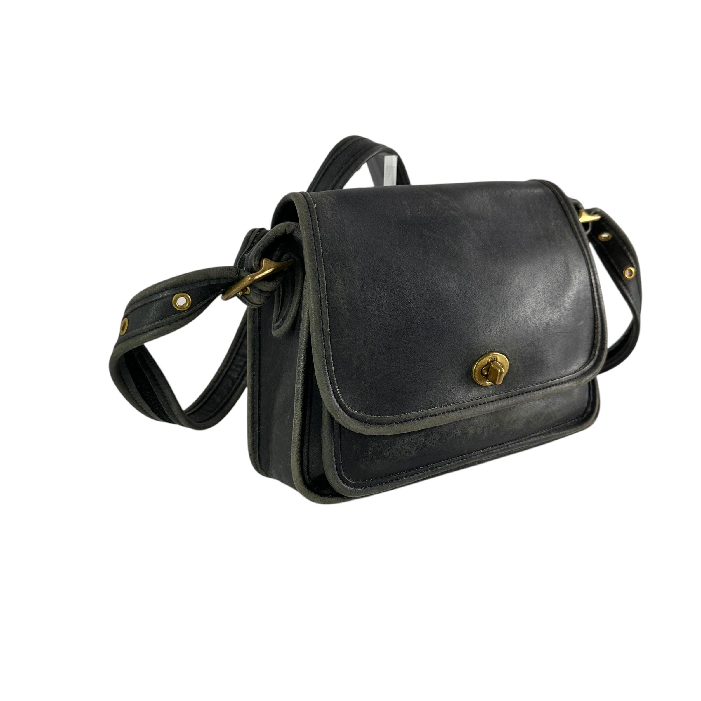 バッグ Vintage Coach Turnlock Shoulder Bag 9061 Vintage COACH 9061 Rambler Black Leather Turn Lock Flap