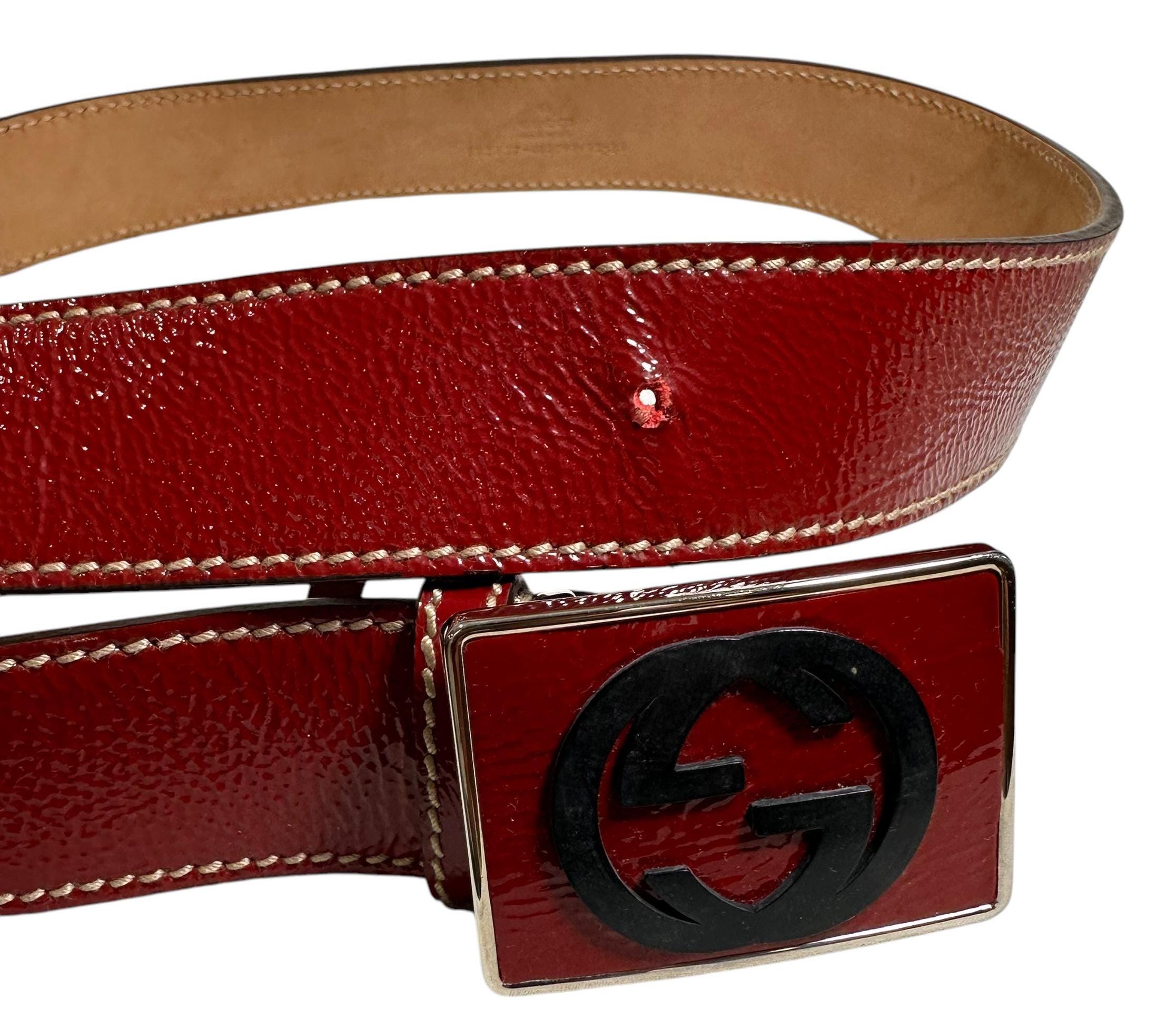 GUCCI Red Patent Leather Black Interlocking G Plaque Buckle 