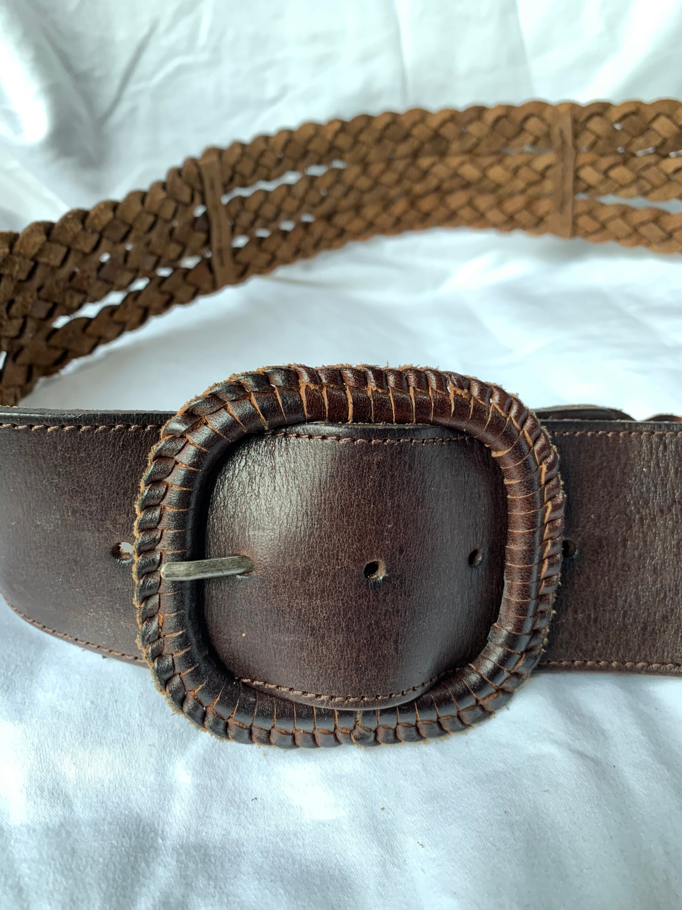 Genuine vintage ladies BANANA REPUBLIC brown leather belt small Genuine Vintage Ladies BANANA REPUBLIC Brown Woven Leather  main image 2