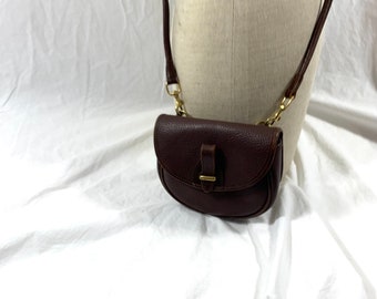 Vintage DOONEY & BOURKE brown leather mini flap bag