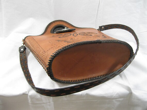 Vintage tan leather tooled stitched structured sh… - image 7