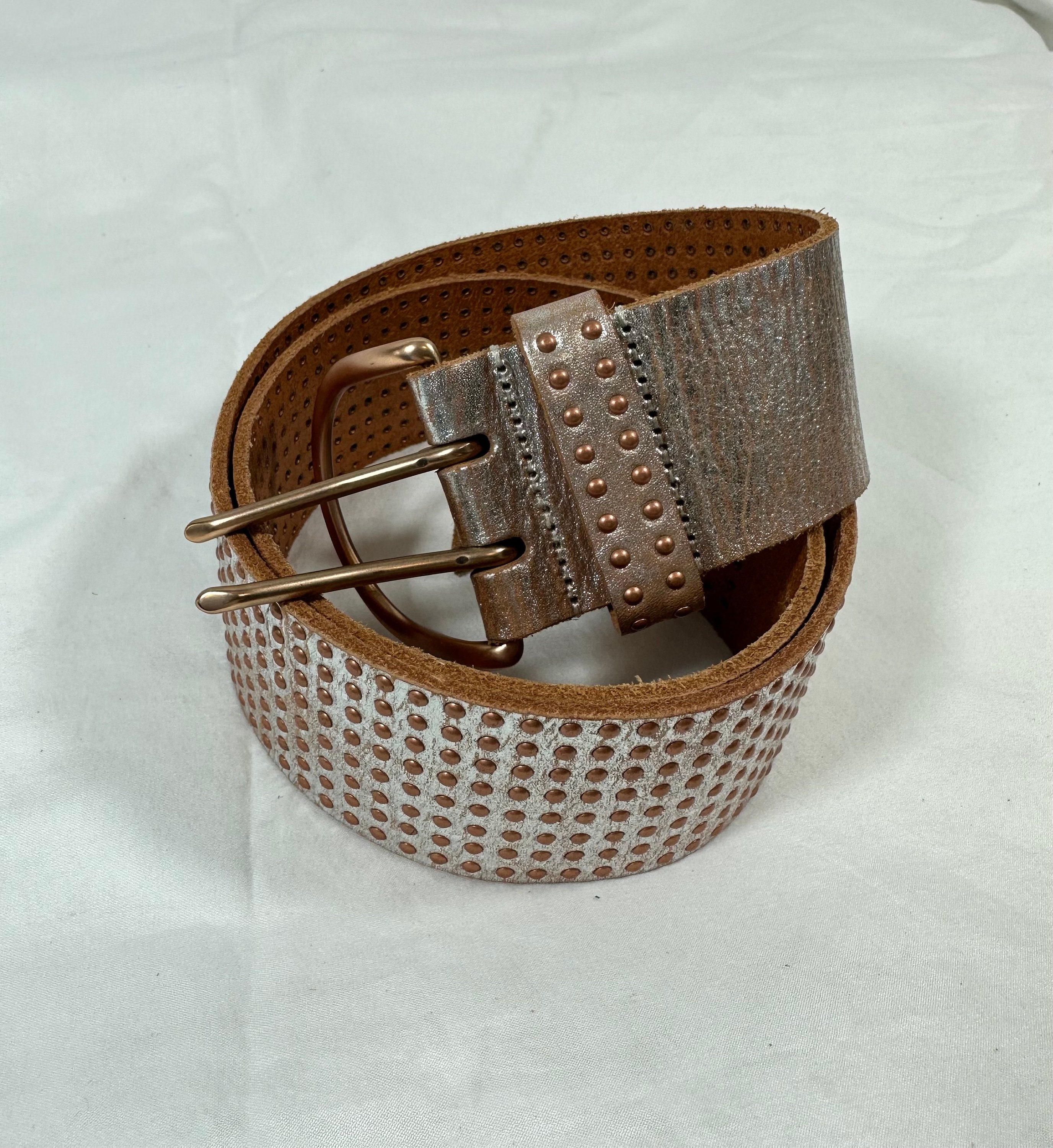 Vintage Hand Made LINEA PELLE Leather Belt With Studs Medium  display picture 1