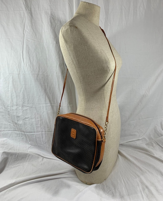 本物のヴィンテージ BALLY ブラックレザー ショルダーバッグ