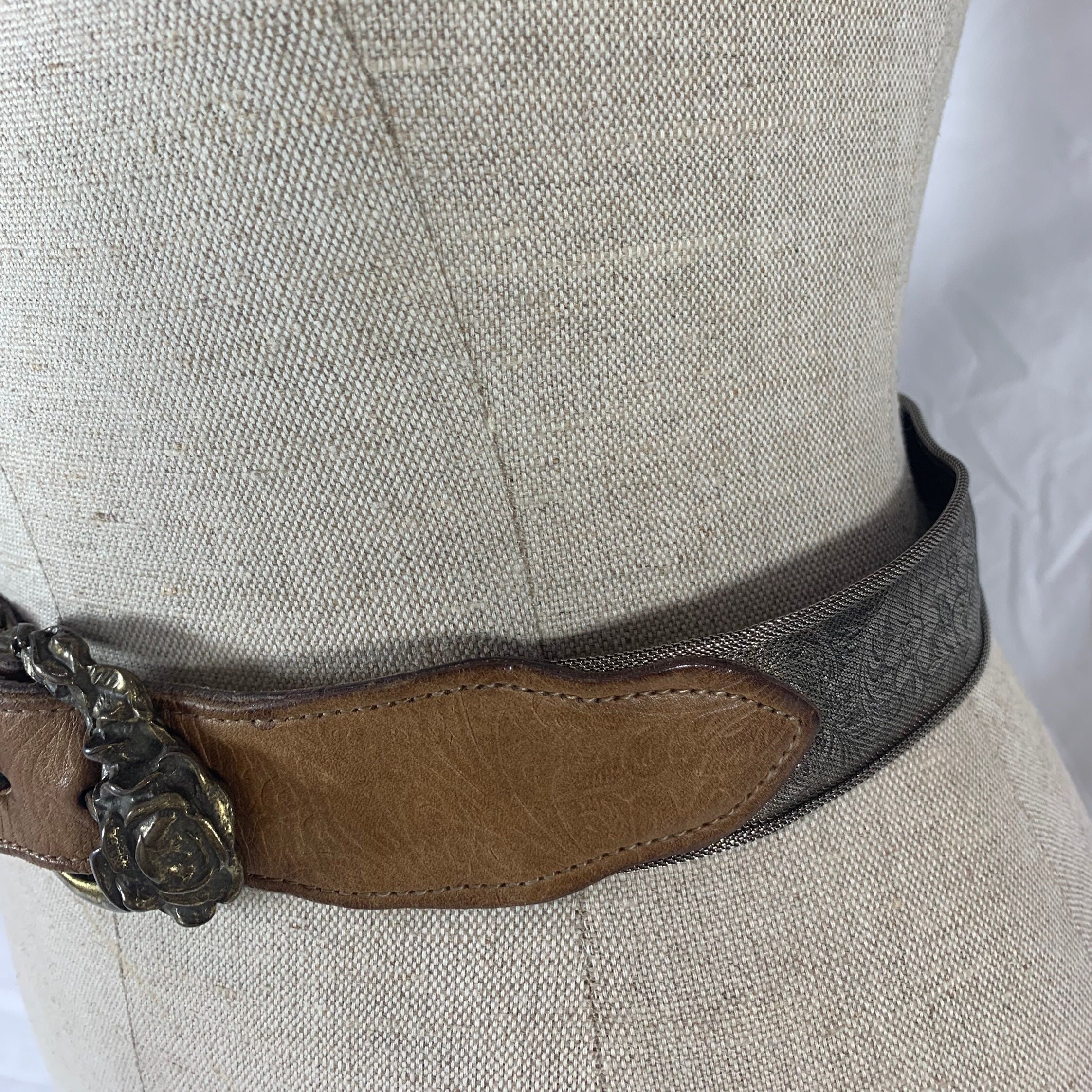 Awesome Vintage Silver Metallic Mesh With Brass Tone Belt  display picture 1