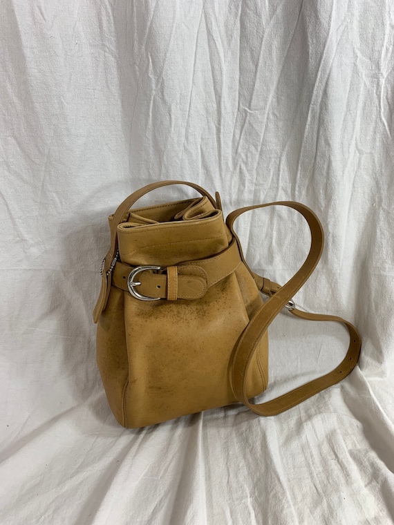 Genuine vintage COACH tan belted pouch leather sh… - image 1