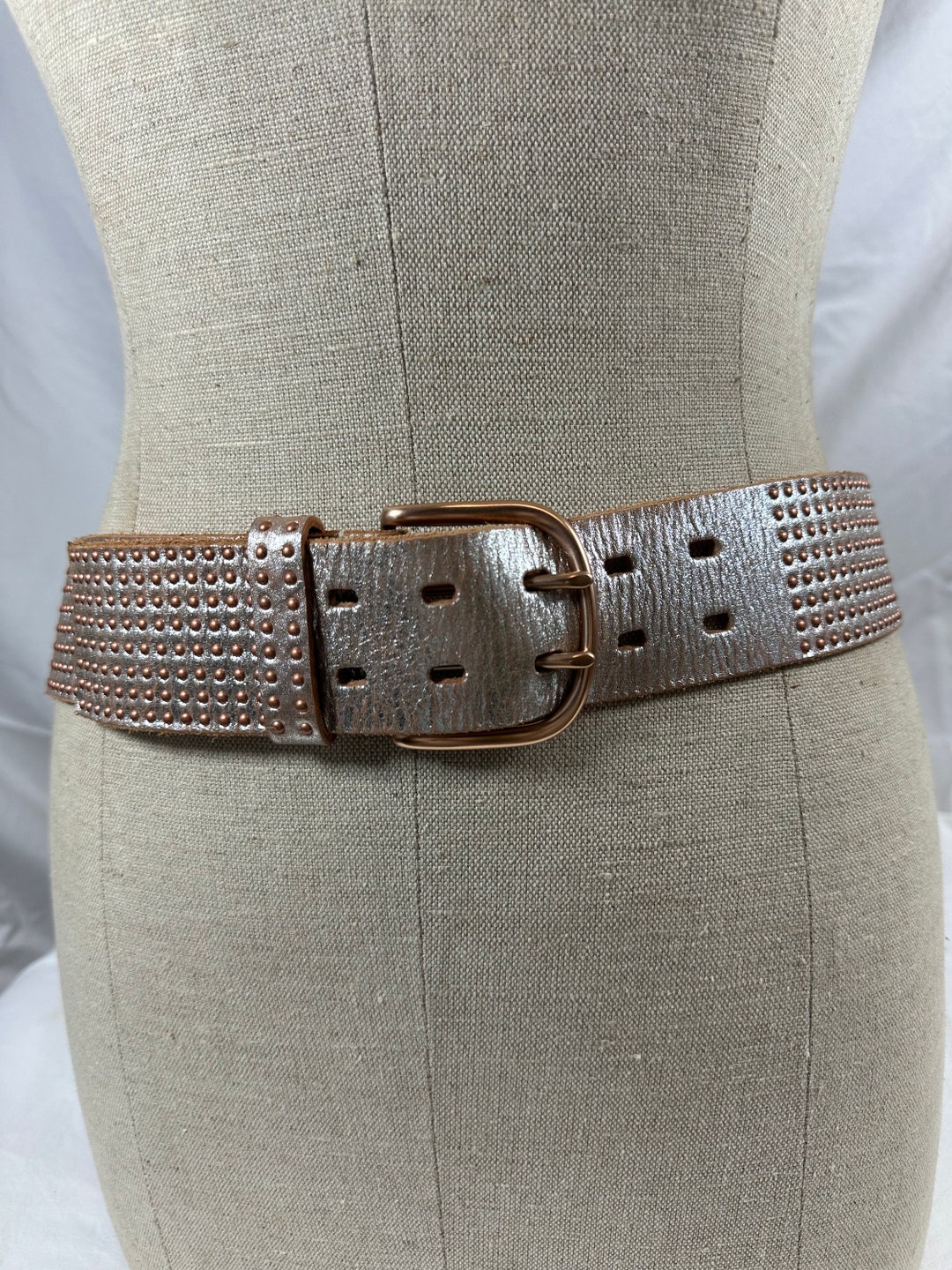 Dark Green and White Oval Shaped Leather Belt by Linea Pelle