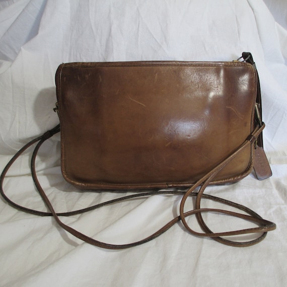 Genuine vintage COACH tan leather Leatherware top… - image 2