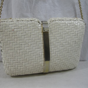 Genuine vintage RODO white glazed wicker chain link shoulder bag purse and clutch 70s