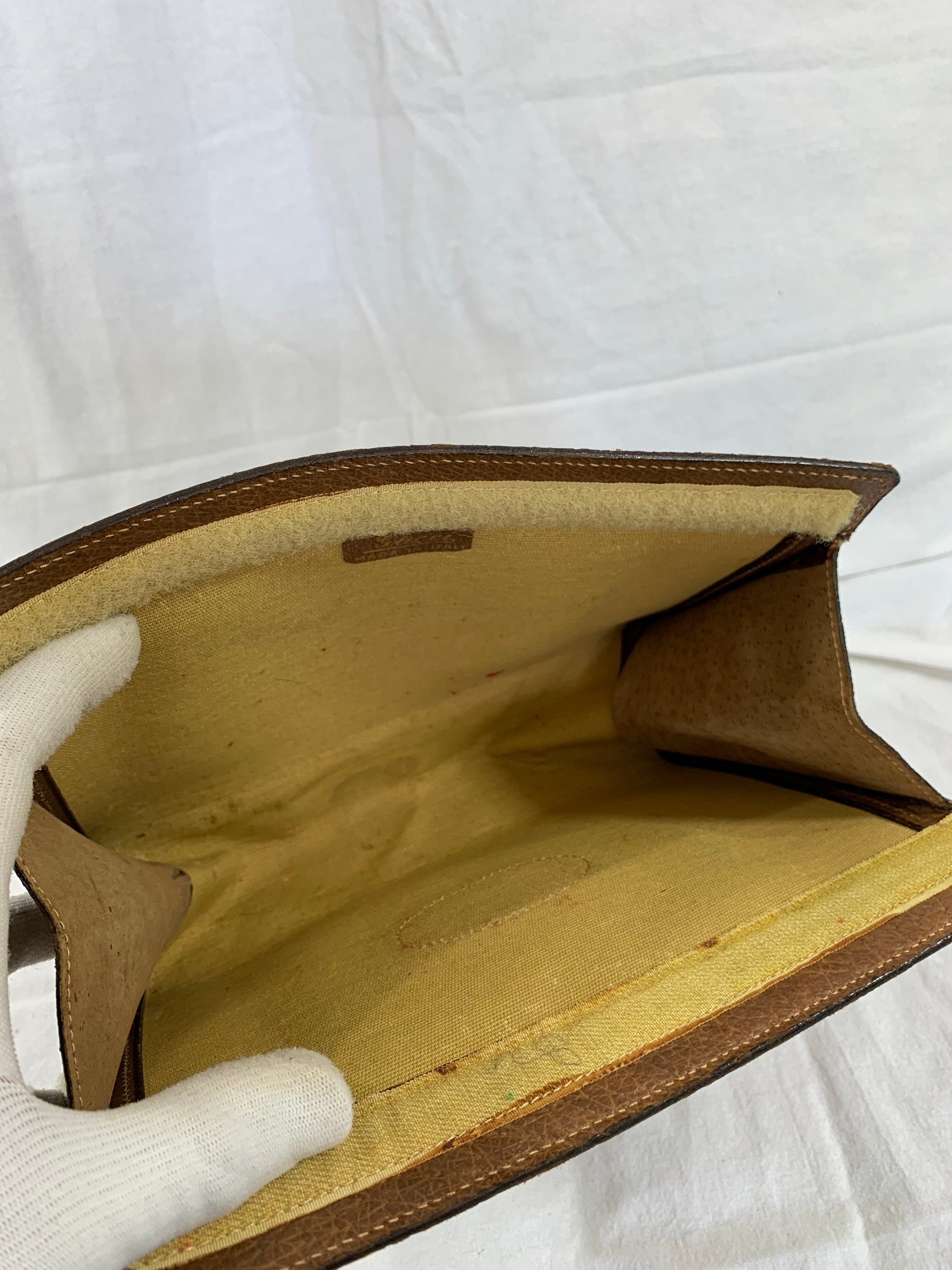 Gucci tan clutch sale
