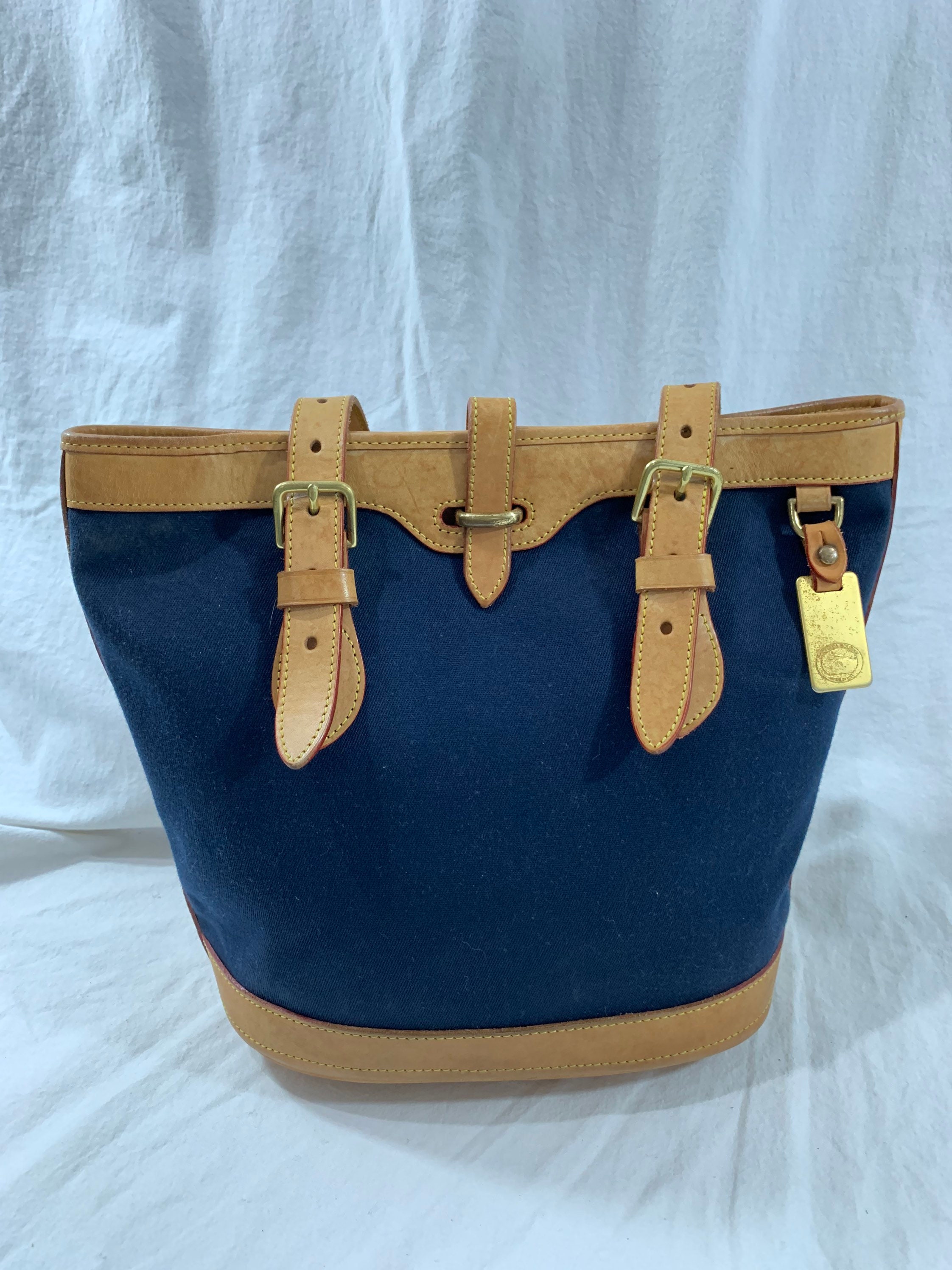 Vintage Dooney & Bourke ネイビー　ドゥーニー　バッグ Vintage DOONEY & BOURKE Navy Canvas Cabriolet Leather Tote