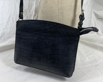 Vintage DOONEY & BOURKE black leather cross body bag