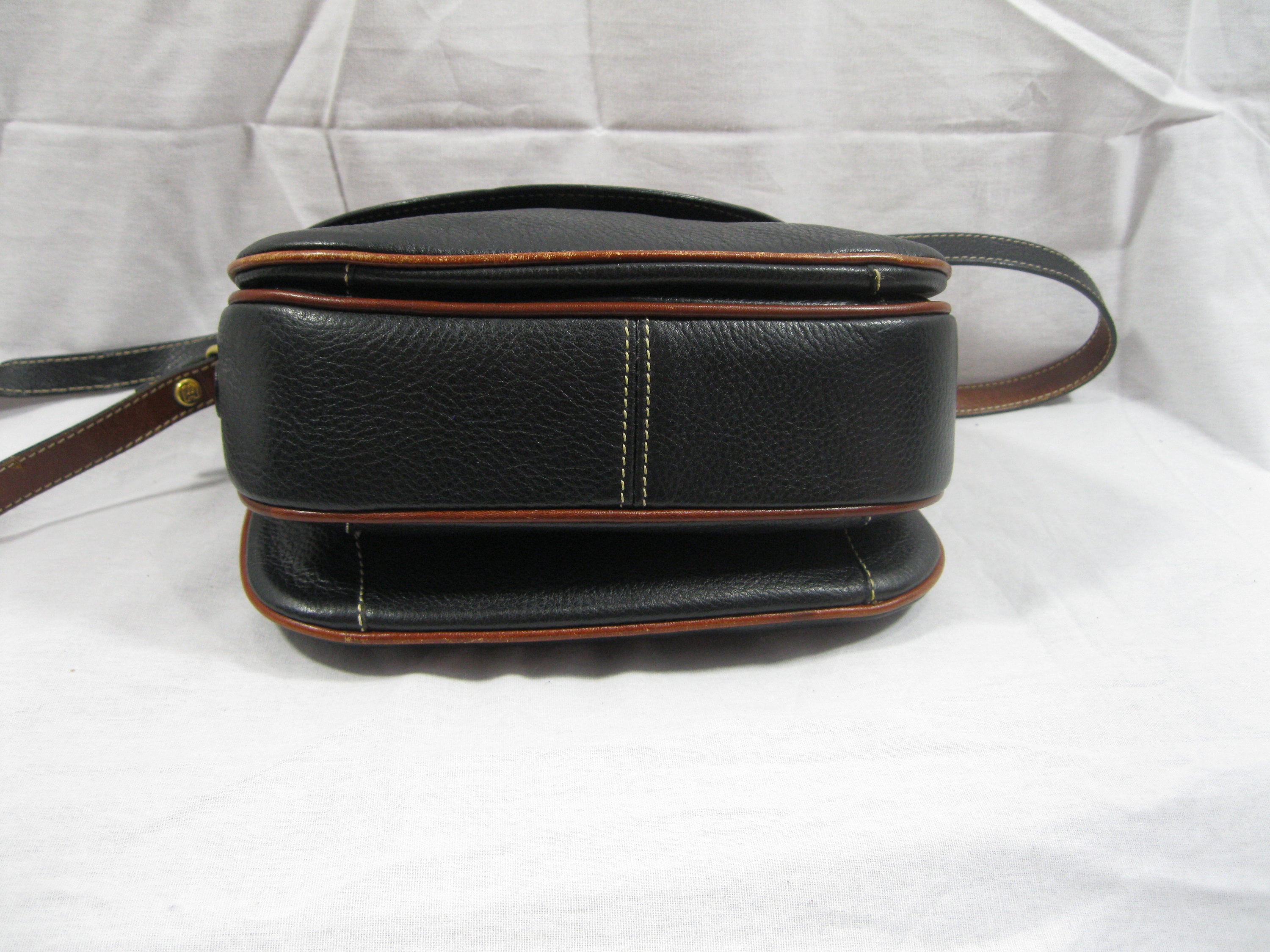 Buy Vintage Bally Italy Crossbody Brown Trim Black Leather Bag for USD  44.99 | GoodwillFinds