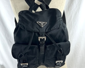 Genuine vintage PRADA Tessuto black nylon and leather backpack rucksack Nero small