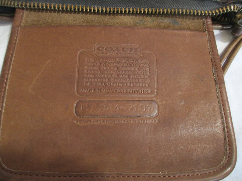 Genuine vintage COACH tan leather Leatherware top zip clutch shoulder bag 80s NYC image 9