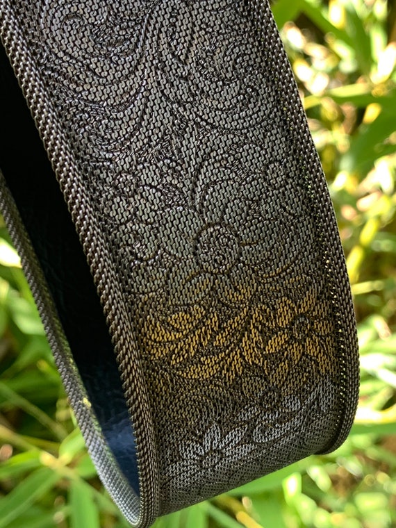 Awesome Vintage Silver Metallic Mesh With Brass Tone Belt  display picture 3