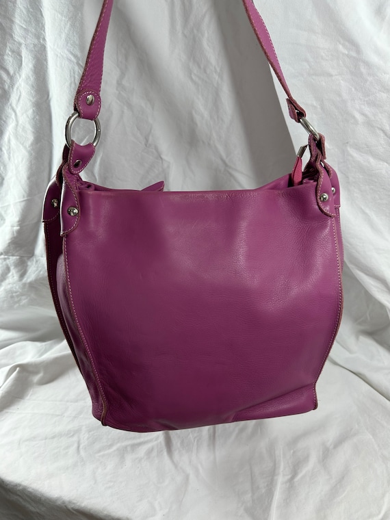 Genuine vintage INNUE lilac leather shoulder bag p