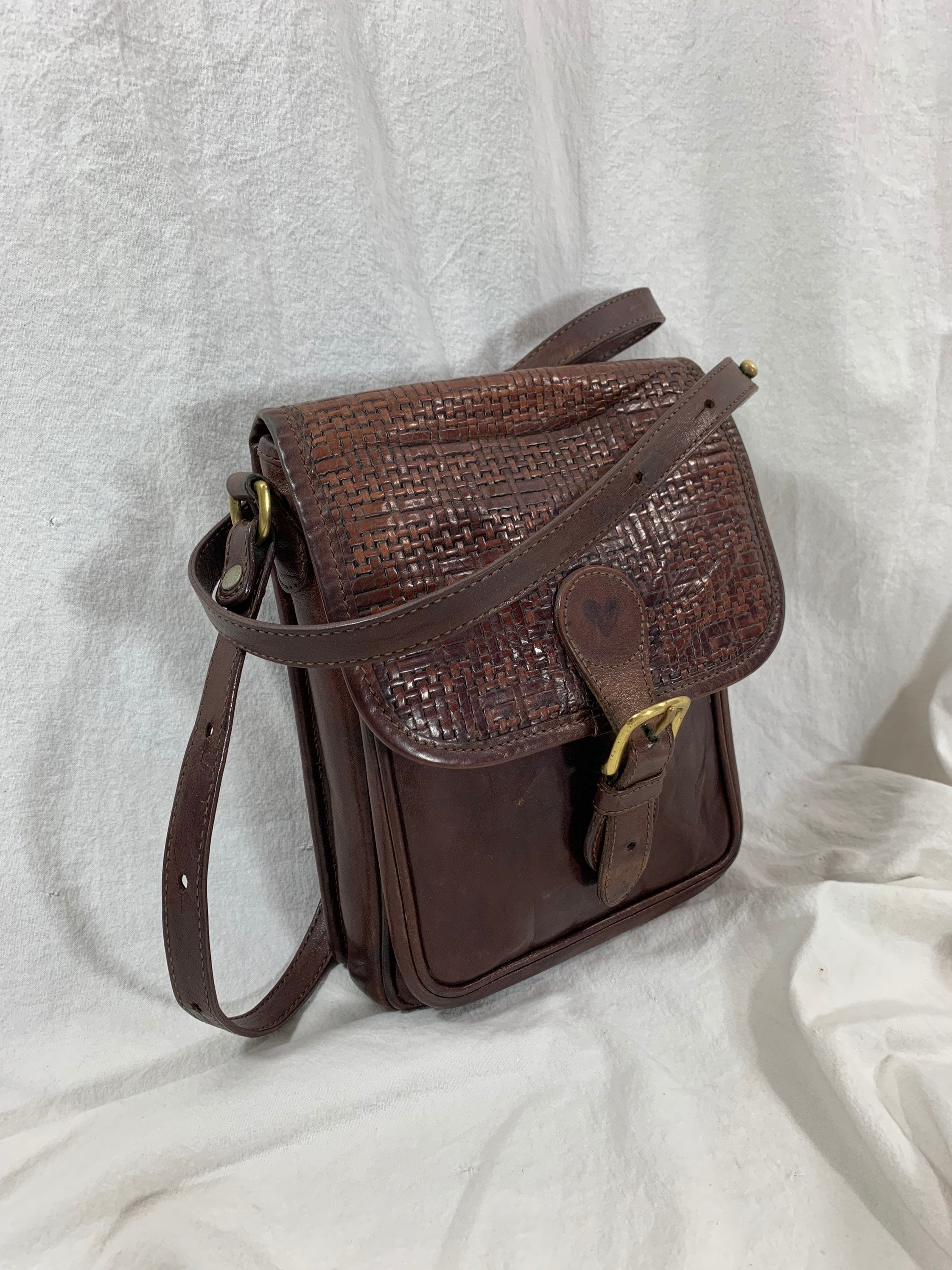 Vintage Leather Brahmin Crossbody  Vintage leather, Leather, Brahmin bags