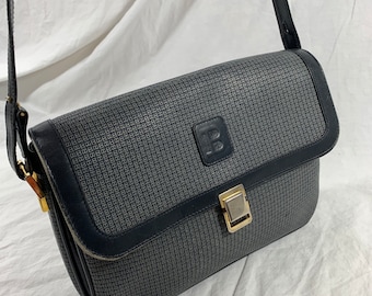本物のヴィンテージ BALLY ネイビーブルー レザー ショルダーバッグ