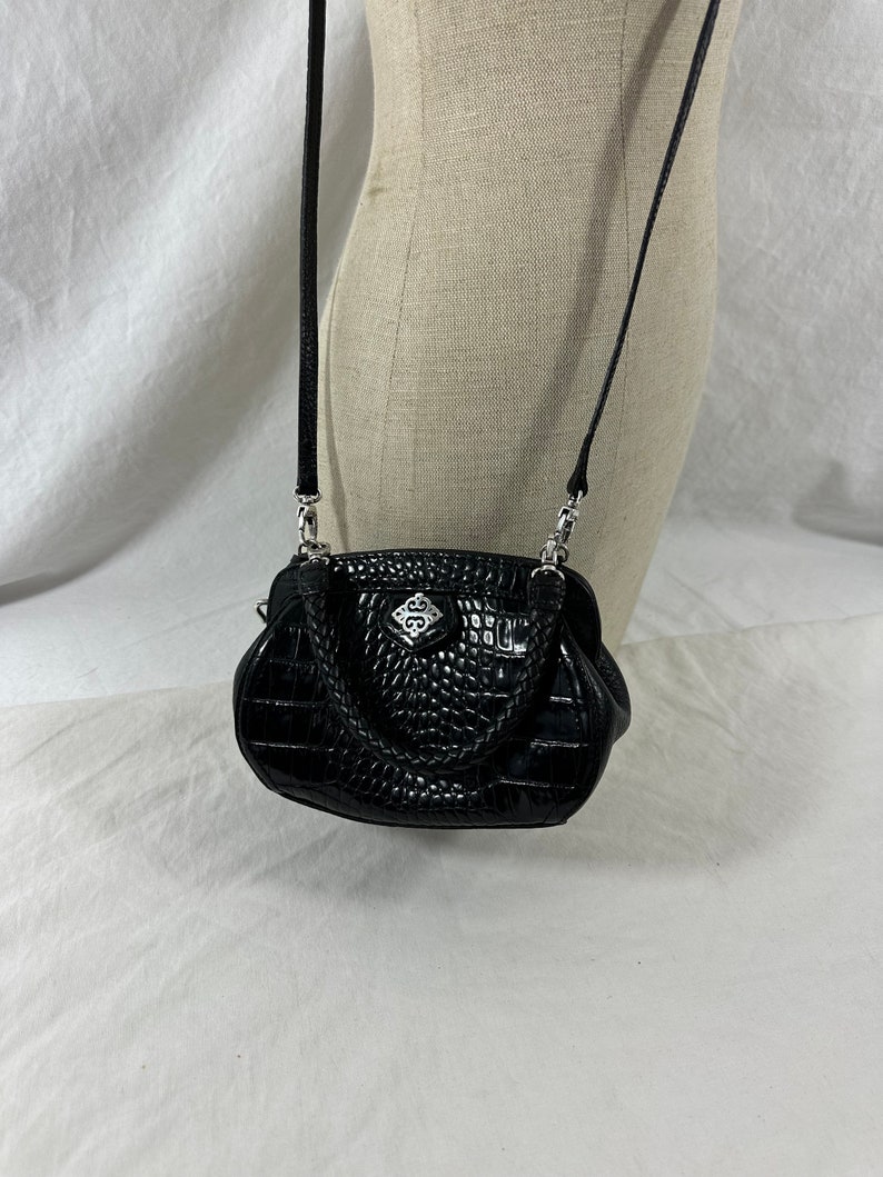 Genuine vintage BRIGHTON black leather shoulder bag with croc pattern crossbody image 2