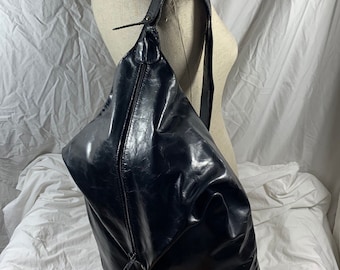 Large vintage black leather  napsack shoulder bag purse hippie