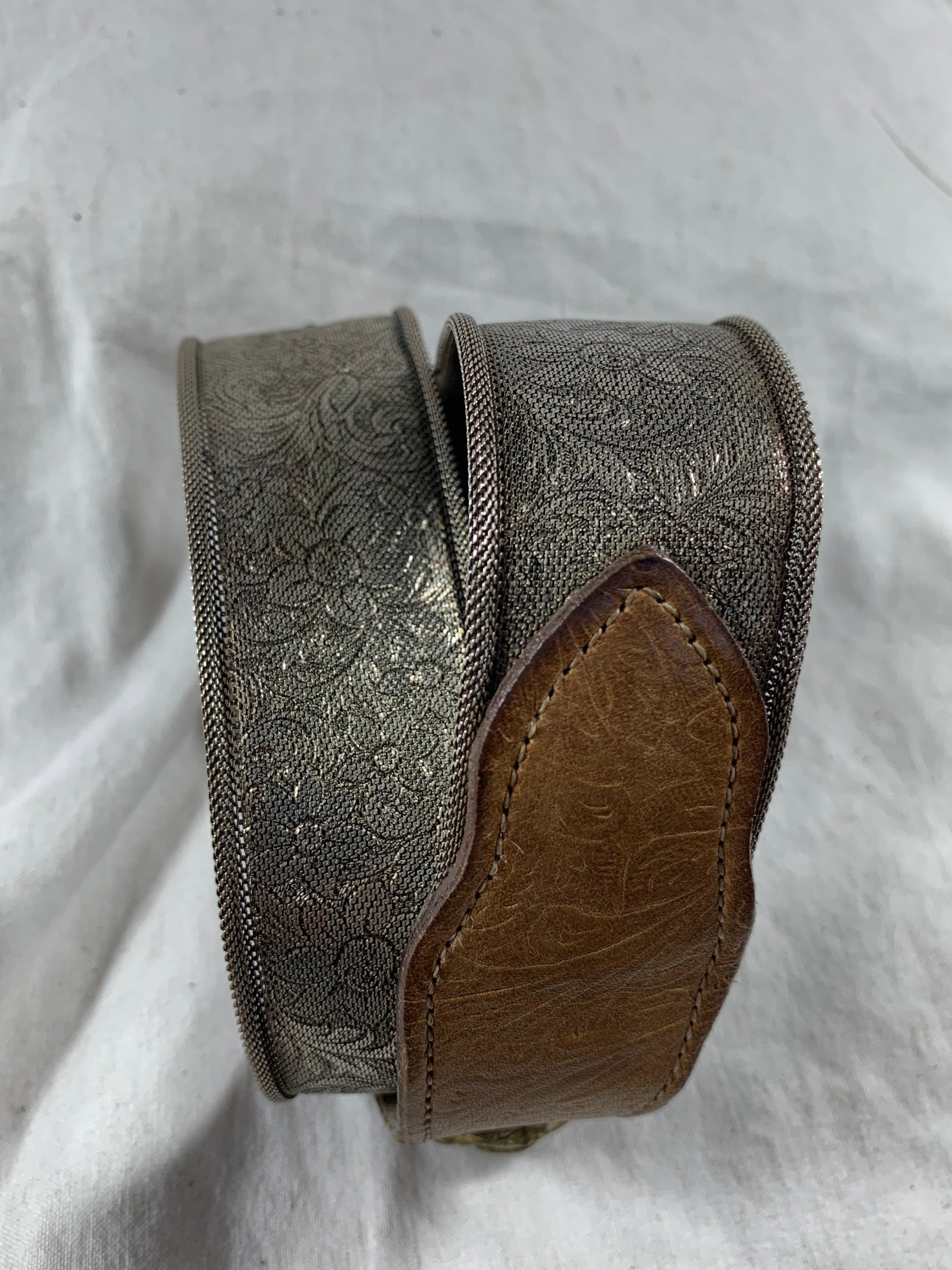 Awesome Vintage Silver Metallic Mesh With Brass Tone Belt  display picture 1