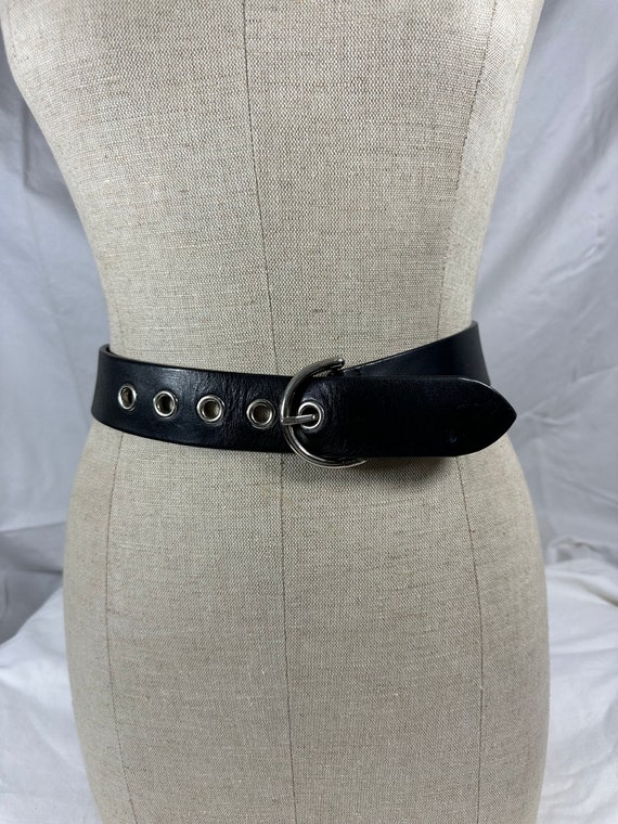 Genuine vintage COACH  3980 black leather belt siz