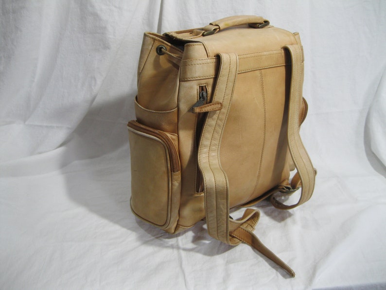 Vintage CLAVA natural tan leather backpack rucksack large distressed Colombia