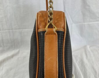 本物のヴィンテージ BALLY ブラックレザー ショルダーバッグ