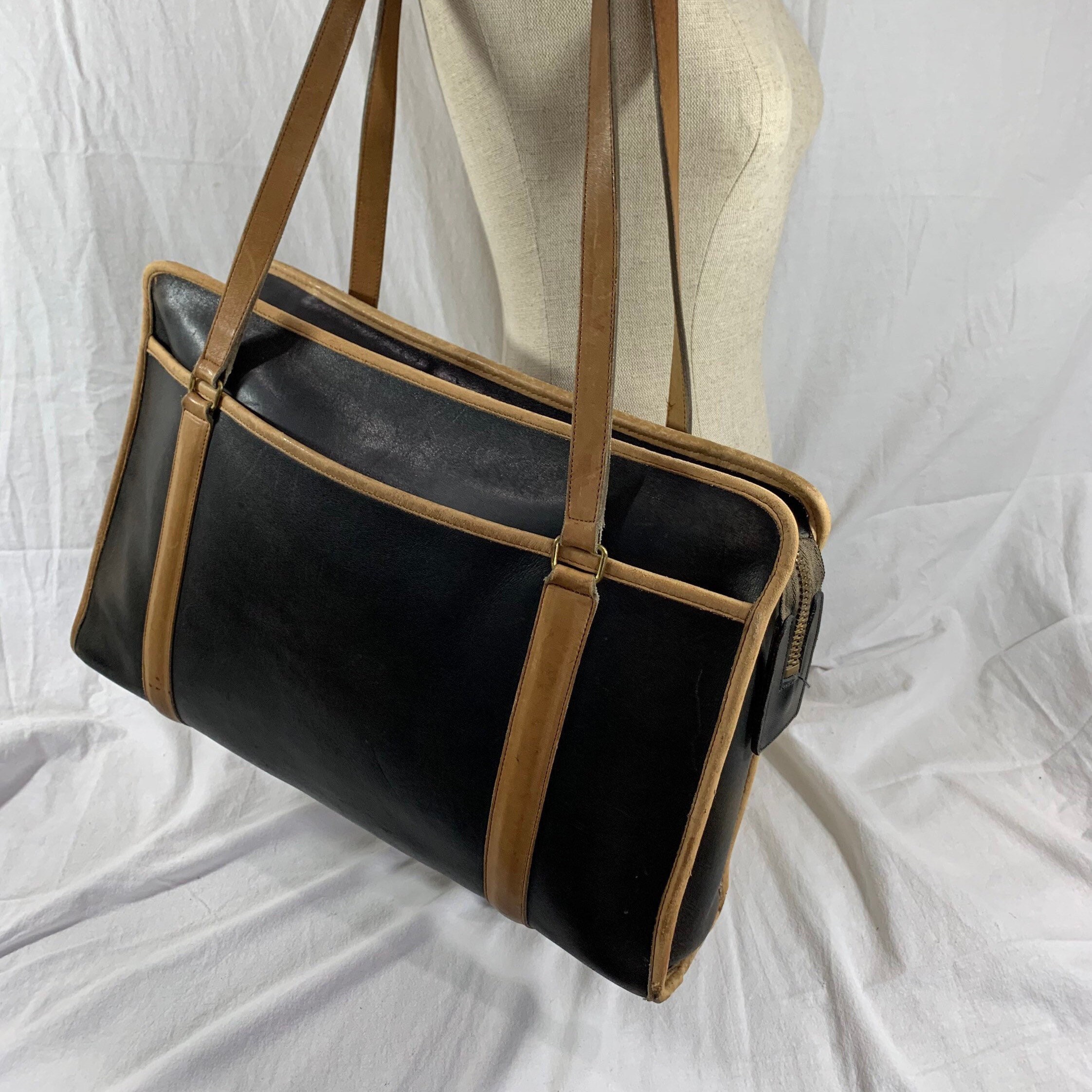 coach leatherware tote bag