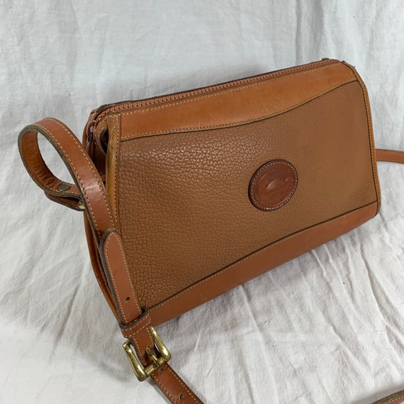 dooney and bourke brown leather purse