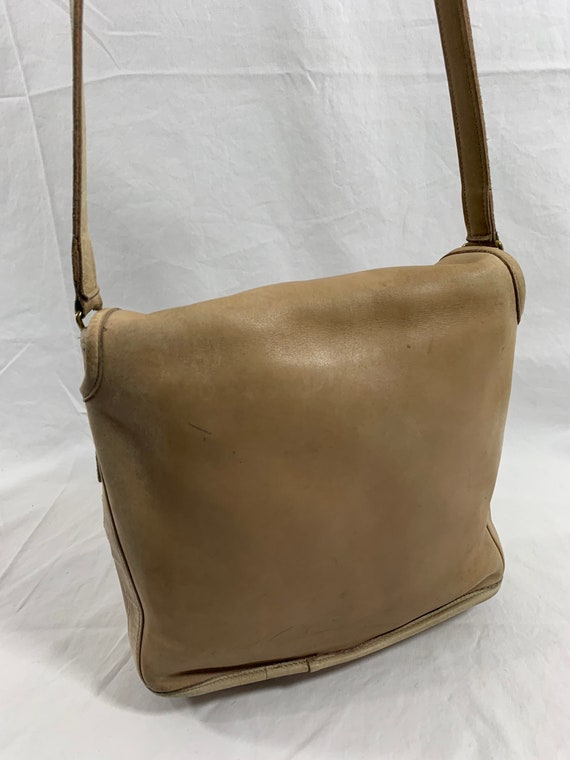 Genuine vintage COACH beige leather drawstring bu… - image 5