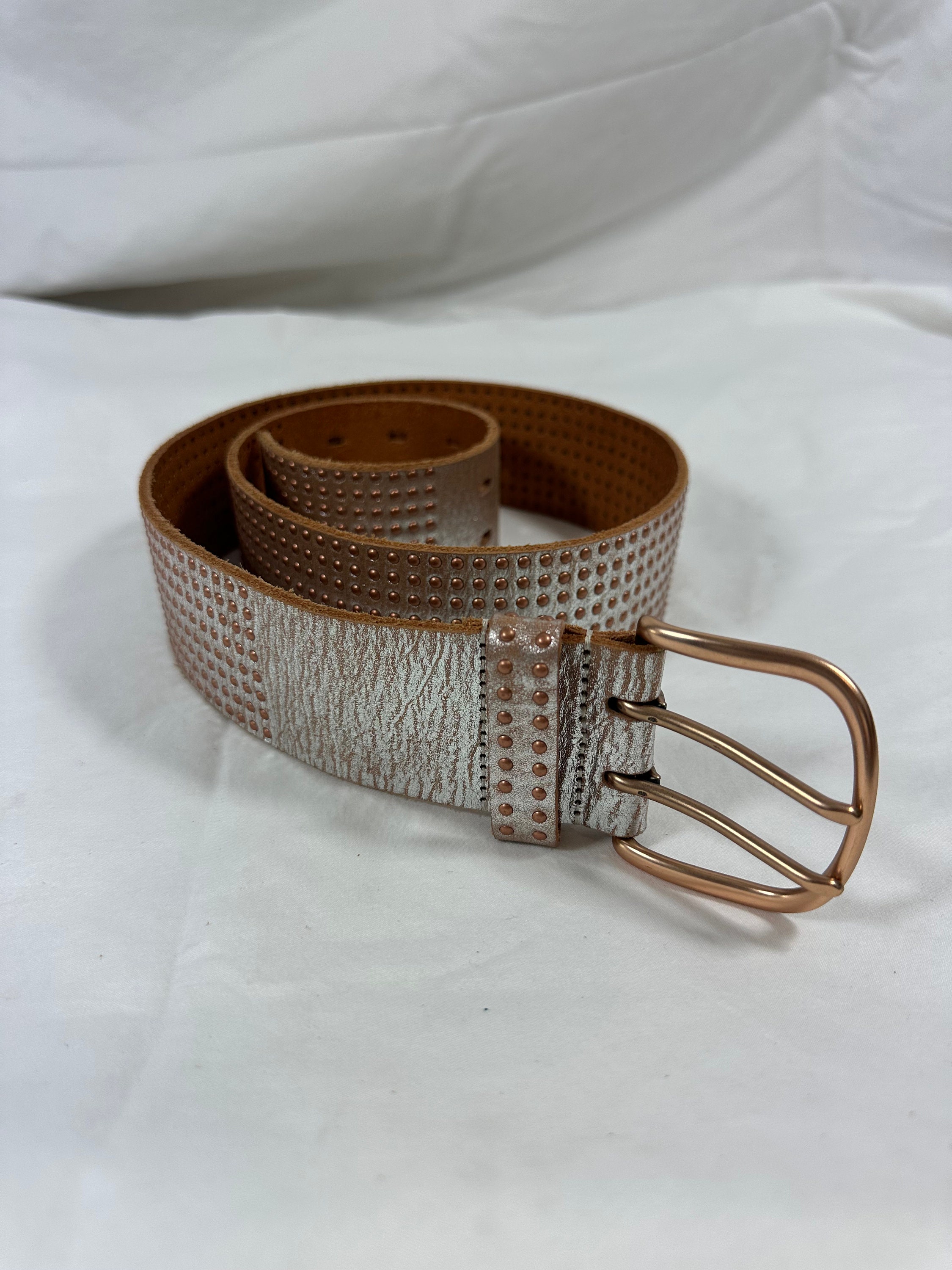 Vintage Hand Made LINEA PELLE Leather Belt With Studs Medium  display picture 3
