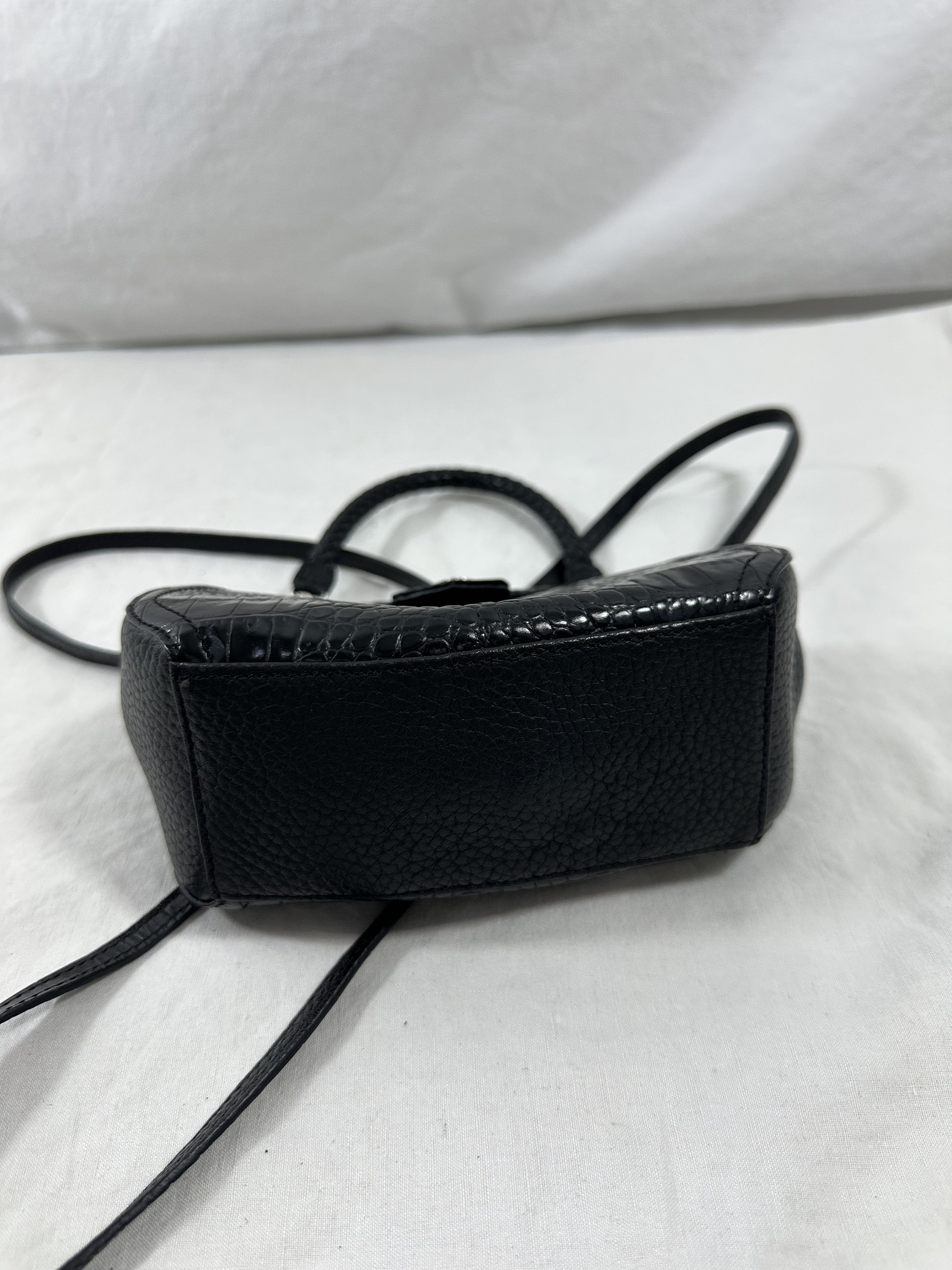 Genuine vintage BRIGHTON black leather shoulder bag with croc pattern crossbody image 7