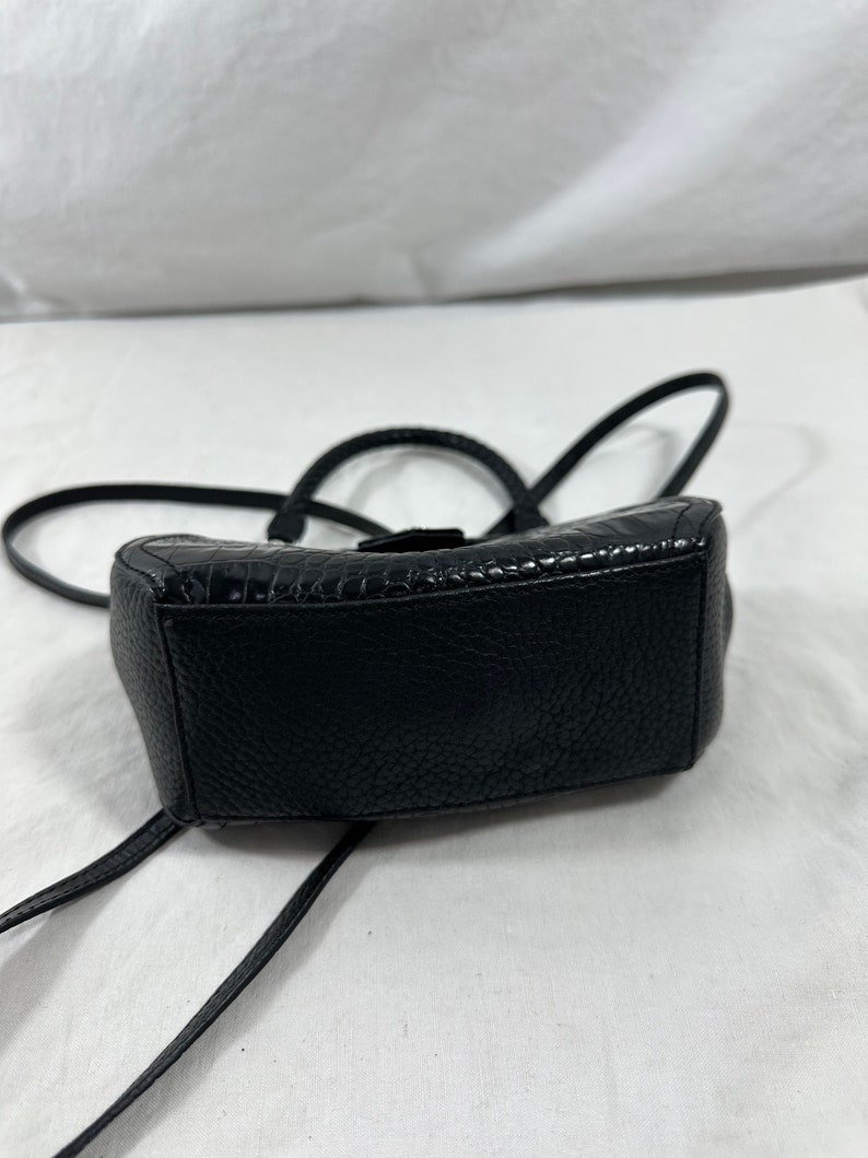 Genuine vintage BRIGHTON black leather shoulder bag with croc pattern crossbody image 7