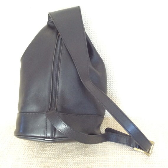 Genuine vintage BALLY black leather napsack shoul… - image 7