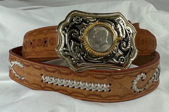 ヴィンテージ ケネディ ハーフ ダラー バックル タン レザー