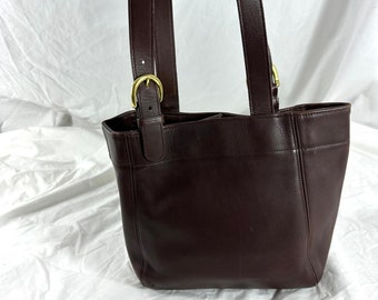 Genuine vintage COACH Waverly Soho brown leather shoulder bag purse