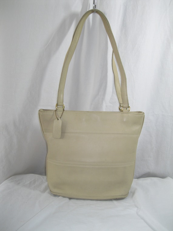 Vintage Chanel Bucket Bag in Cream/Ivory., Brand