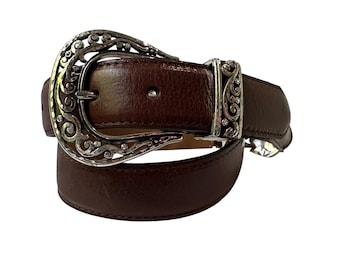 Echt vintage BRIGHTON bruin leer met geëtste metalen conchoriem, maat 32